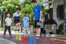 像叫外卖一样为孩子点体育课  时间地点由家长安排，厦门兴起“上门体育课”图片