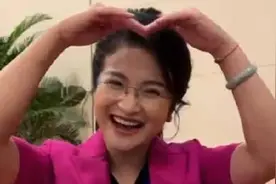越南青年深情高歌 《我爱你中国》视频封面