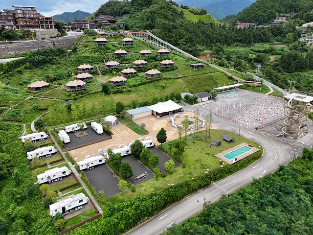 从“短暂停靠”到“深度停留”，贵州服务区魅力何在？