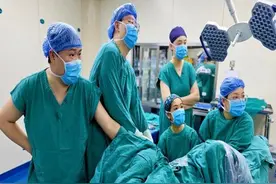 广元市第一人民医院完成宫腔镜下曼月乐缝合固定术图片