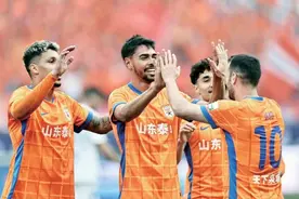 平稳起步，泰山队间歇期还要“做作业”！图片