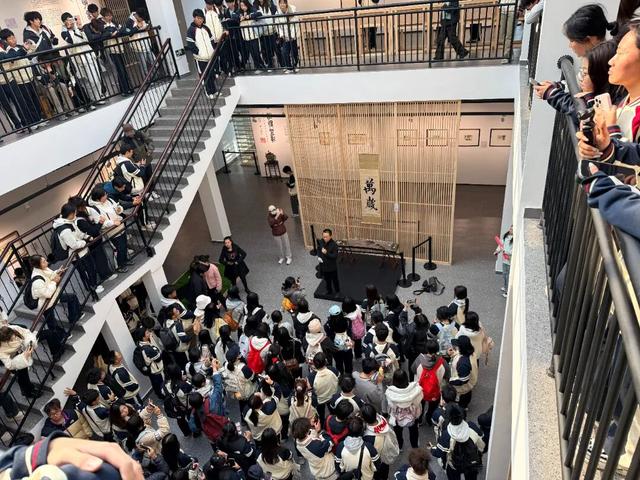 今天352人涌向长春这里，竟是为了……