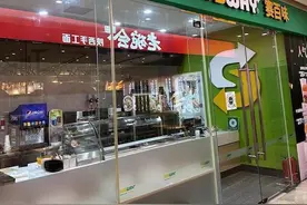 轻食三明治不受欢迎了？曾关闭近8000家门店，快餐巨头赛百味700亿元“卖身”图片