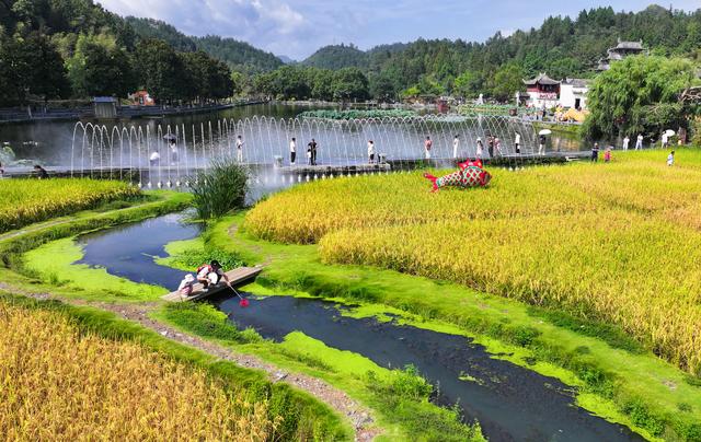 世界遗产村 国庆文旅热