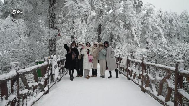 新华视点｜“冷资源”点燃“热经济” 多地冰雪活动精彩纷呈