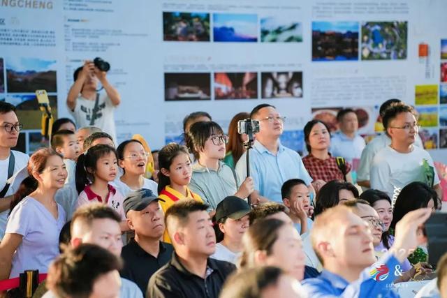 龙凤呈祥 携手共富！2025年泸县·乡城县文旅资源暨线路联合推介会在成都举行
