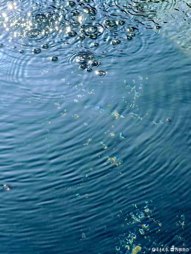 蓝天碧水五龙潭