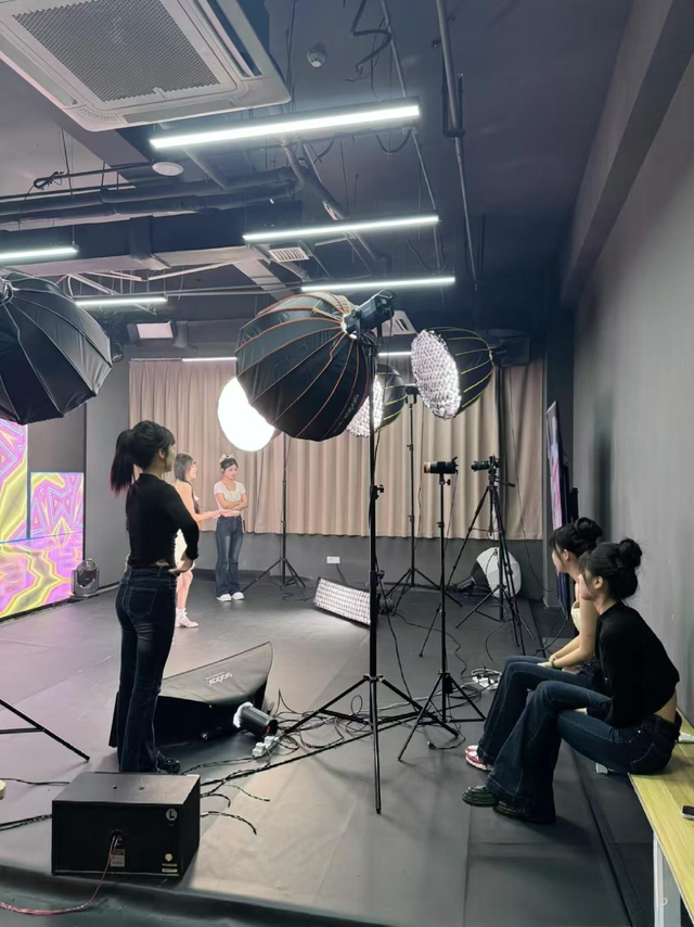 新闻有观点·行业洞察丨千亿团播赛道，是“昙花一现”的风口吗？