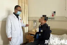 男子狂喝饮料一个多月，血糖爆表紧急抢救图片