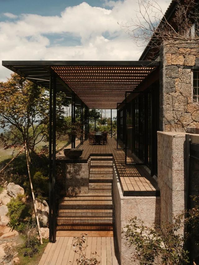 Wallpaper独家｜伙山村里一处让人“迷路”的酒店