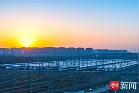 “双城上班族”好消息！下月新增多趟上海、苏南至南京通勤高铁图片