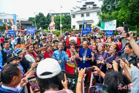 欢度“六月六”图片