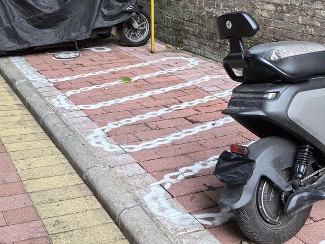 六榕寺旁这条368米小路，竟让苏轼“穿越”来打卡！