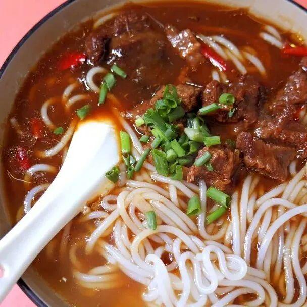 非遗唱主角 古城更热闹