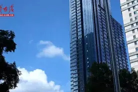 一起“康康”|一热就狂出汗?别害怕，这是身体在释放健康信号图片