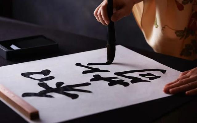 退场的颐和安缦，水土不服的隐奢酒店