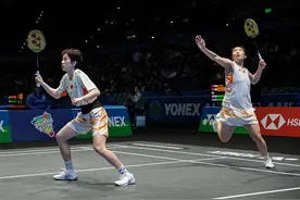 全英羽毛球公开赛|李诗沣“复仇”成功，国羽13组选手晋级八强图片