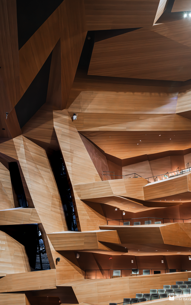 新地标！漂在水上的「白色山丘」，羡慕龙华人！