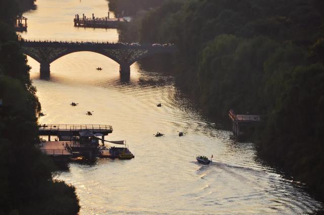 西安4大秋日水景天花板！美出新高度！