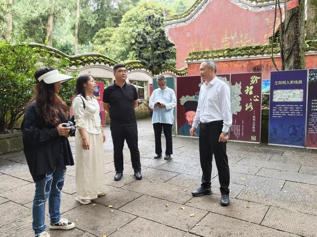 肖高峰调研督导国庆中秋旅游安全工作