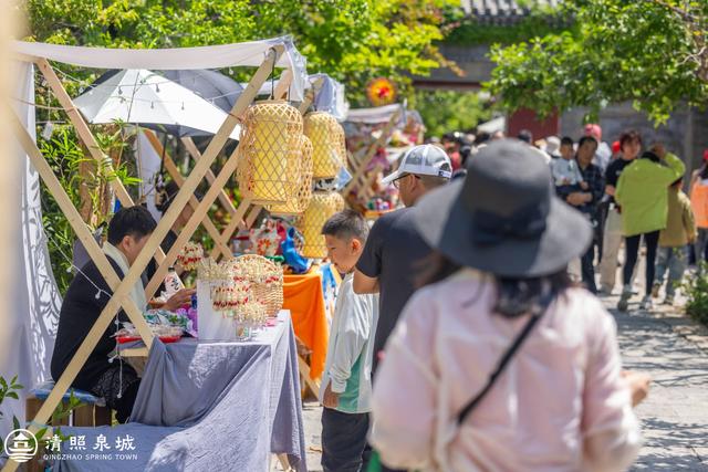 烟花、演艺、梦华天街……清照泉城·明水古城简直是国庆度假天花板
