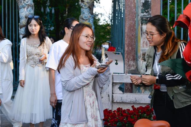 网络中国节·七夕 | 交响民乐齐鸣 花香星空为伴 昆明文庙七夕活动让历史空间焕发新活力
