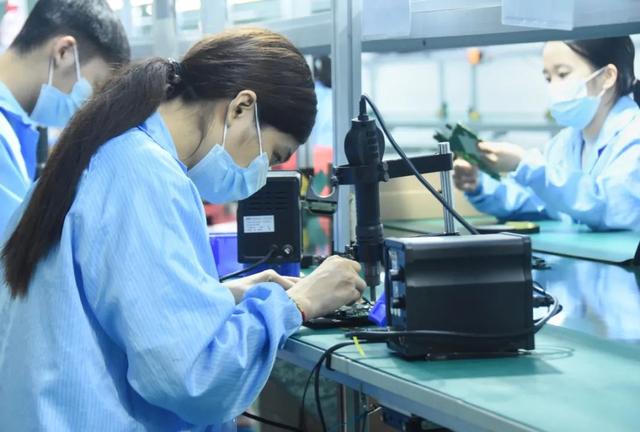 防校园欺凌、智慧养老！阳春制造的“黑科技”卖了45万台