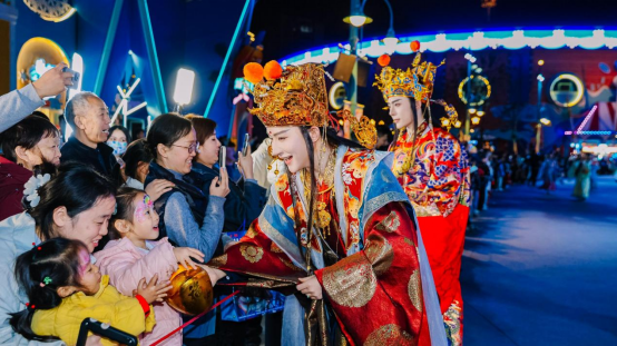 郑州海昌海洋公园年味不停，宠妮来袭！