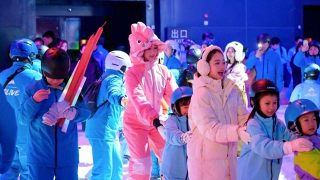 5000人冲进太仓“大冰箱”开泼雪派对！
