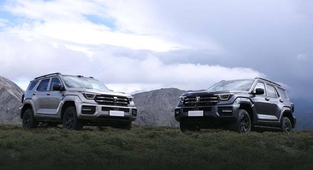 豹 5 最强对手来了！新款坦克 400 24.98万起售	，汽油、柴油、插混全都有