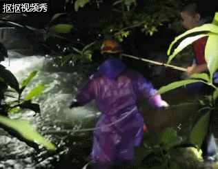 暴雨夜多名驴友受困！紧急救援接连上演……