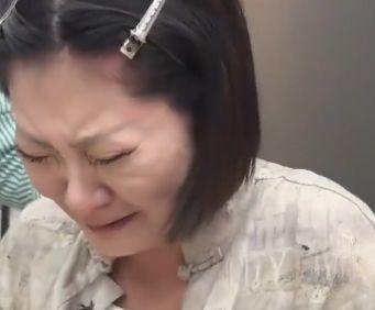“消失的她”原型痛哭：要等到70岁才离婚？男方索要3000万“离婚费”