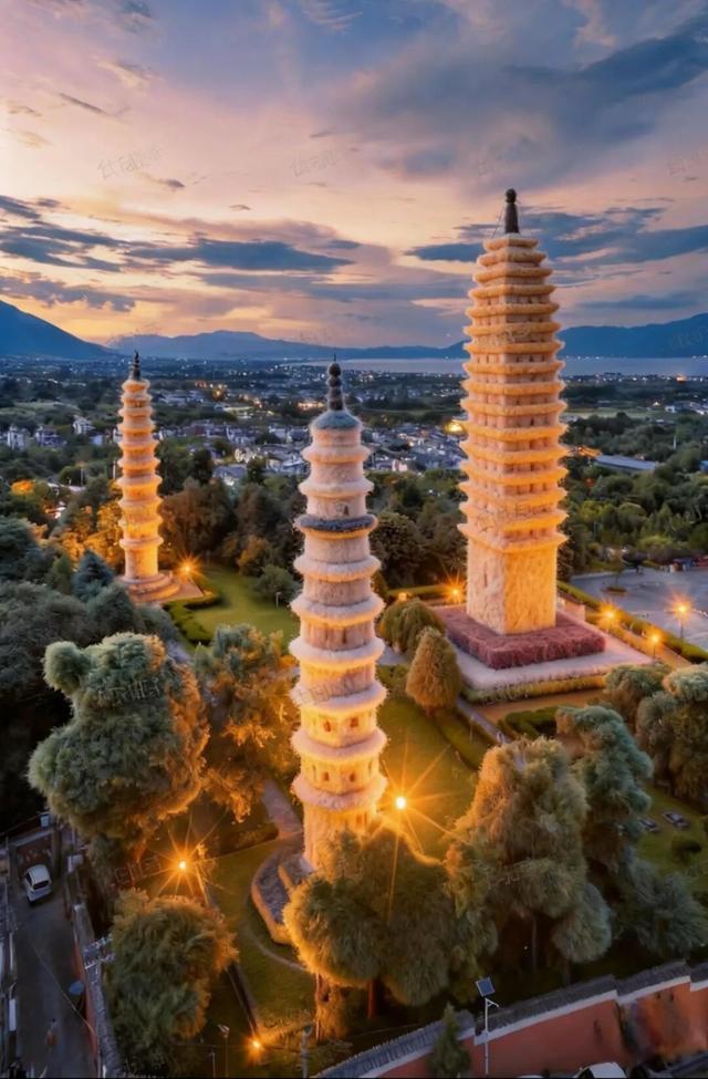 萌化了！大理全城“穿”毛衣~