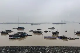 北江石角站水位已超警戒线，北江干流水位仍在上涨图片