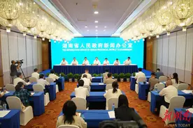 快讯丨湖南：新能源城市公交车报废，每辆车平均补贴8万元图片