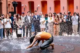 首届外滩建筑节开启：与奇普菲尔德一起探讨“公共空间”图片