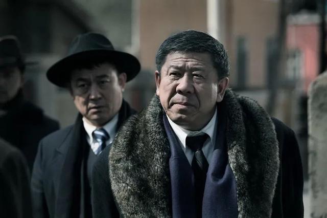 重温经典｜《悬崖》：情感和情怀是作品的灵魂