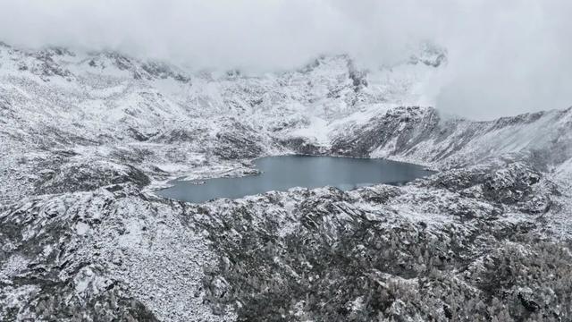 警眼看一线｜丹东派出所，党岭迷途的“引路人”