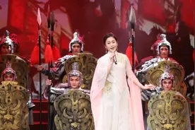 粤剧名家曾小敏：新创粤曲歌《天下一心》致敬时代经典图片