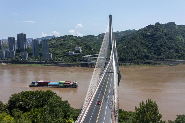诗意中国｜荔枝驿路蜀道不再难