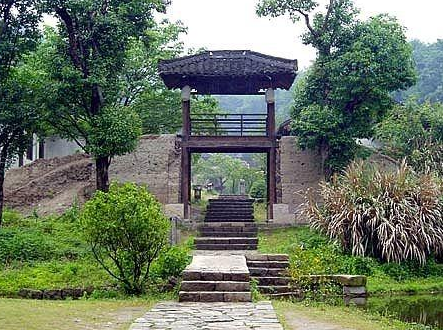 《射雕英雄传》《笑傲江湖》拍摄地荒废了？景区回应