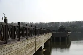 青州弥河国家湿地公园金秋景色旖旎图片