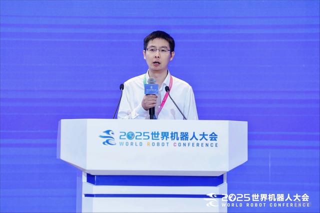 热爆了！中国机器人企业近100万家、融资超240亿，但仍有三大具身智能“非共识”争论