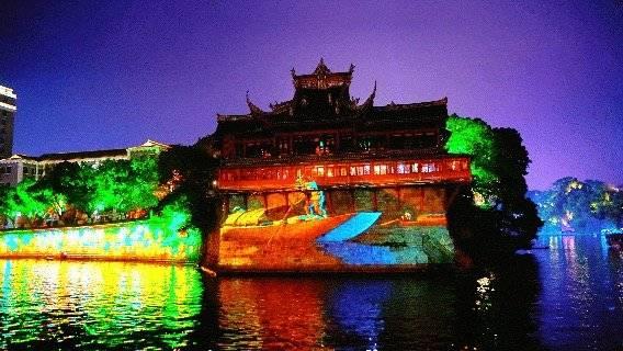 春节长假自流井接待游客超168万人次 “自贡洪崖洞”成热门打卡景点