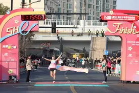 没有很多山水的上海，缘何能“跑着”吸引八方来客图片