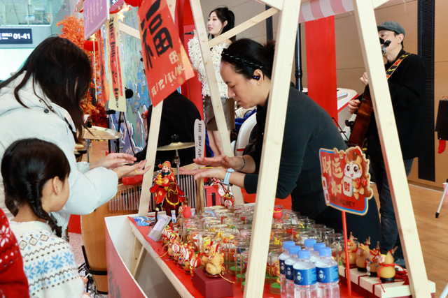 青岛机场新年快闪燃动山海，解锁“文旅+航空”融合新活力