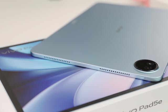 vivo Pad5e 平板电脑图赏：类纸护眼 + 长续航，学习娱乐全拿捏
