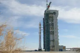 时隔5年后再执国际发射任务 长征二号丁一箭三星发射成功图片