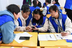 国务院印发行动计划：实施新一轮农业转移人口市民化行动，保障随迁子女在流入地受教育权利图片