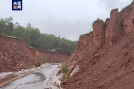 云南多地有中到大雨局部暴雨 加强防范次生灾害图片